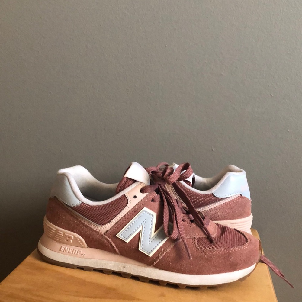 New Balance Classic 524 size 7